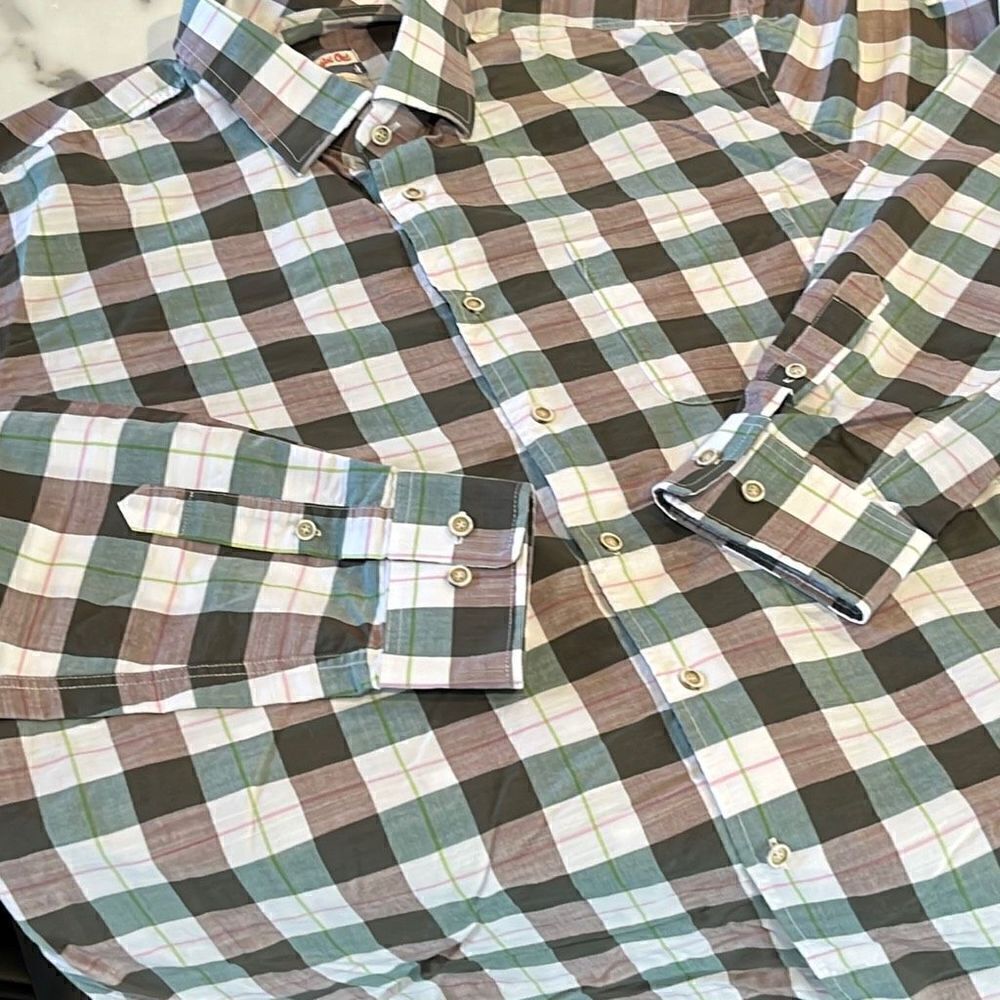 COPY - Johnnie-O Hangin Out Long Sleeve Button Up Sz. XXL